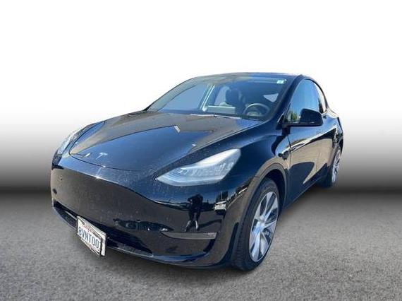 TESLA MODEL Y 2021 5YJYGAEE8MF149451 image